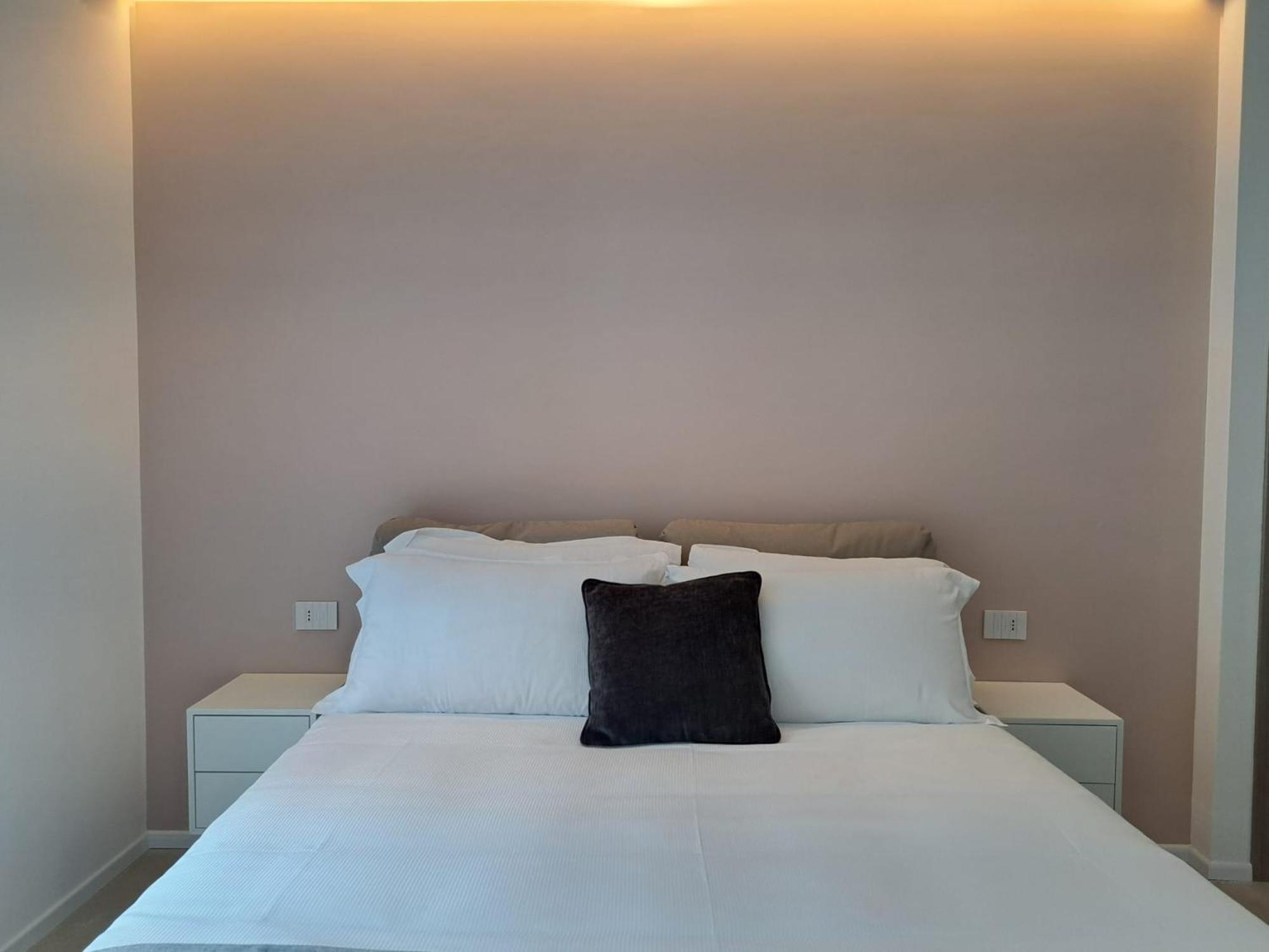 Lario Suite Apartments By Quokka 360 - With Parking Next To Como City Eksteriør bilde