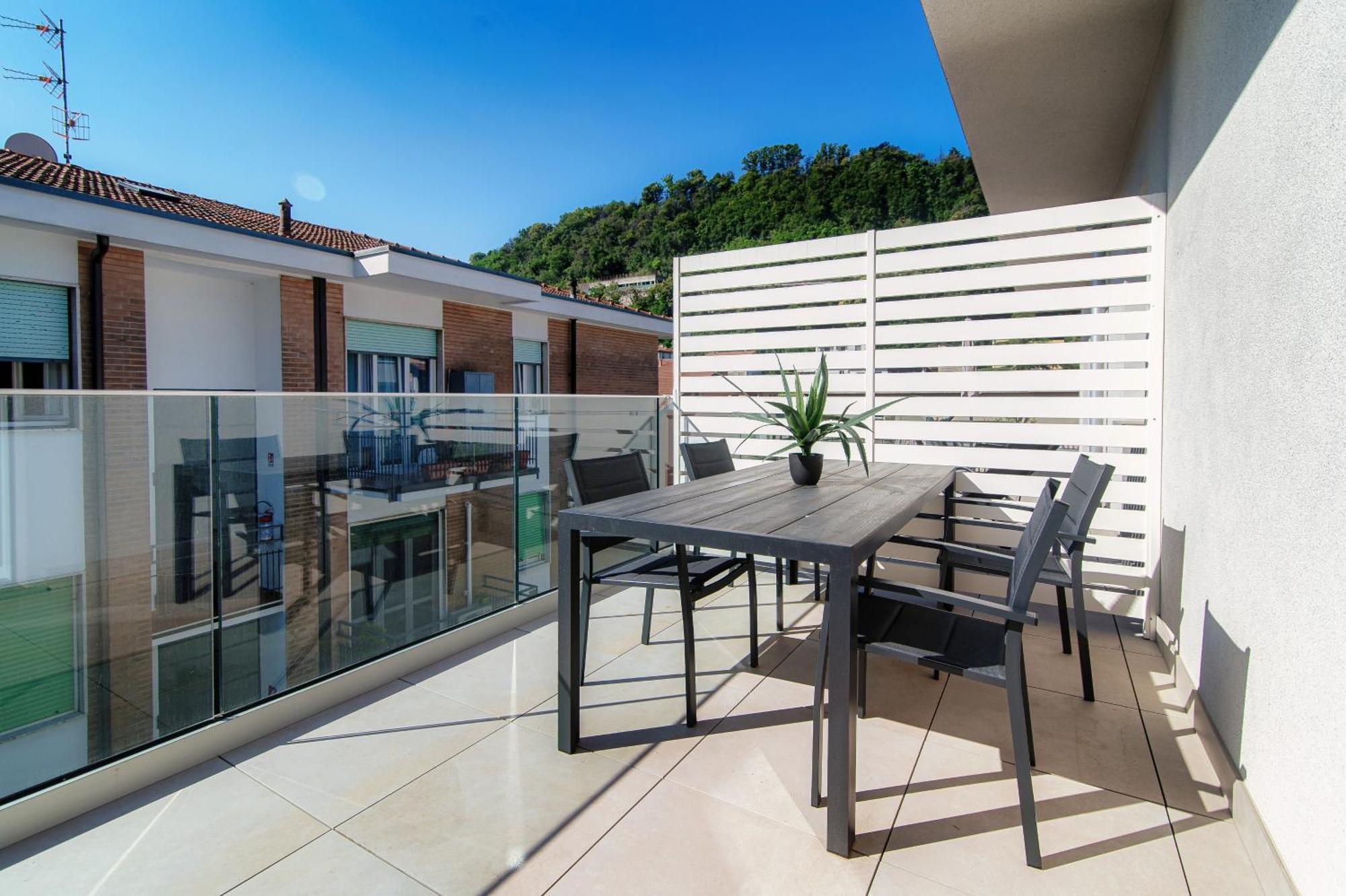 Lario Suite Apartments By Quokka 360 - With Parking Next To Como City Eksteriør bilde
