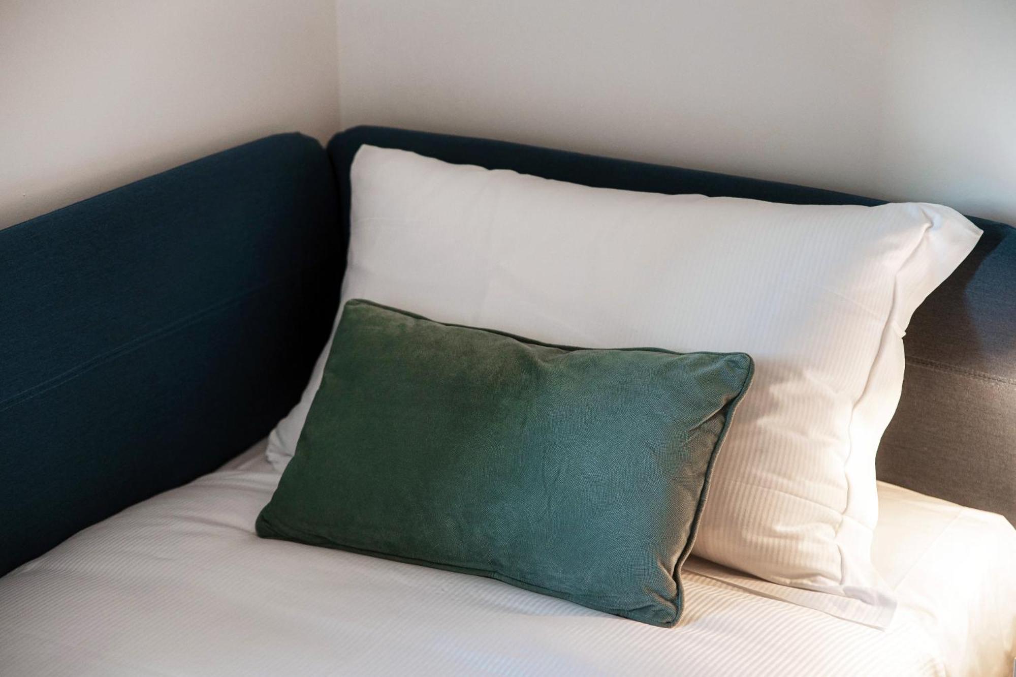 Lario Suite Apartments By Quokka 360 - With Parking Next To Como City Eksteriør bilde