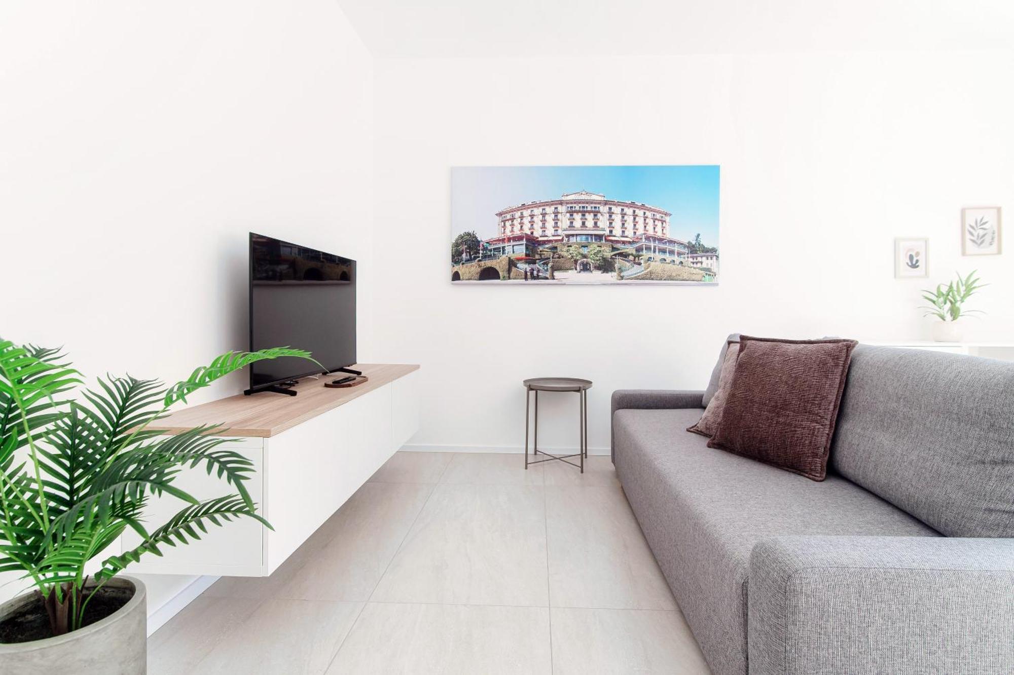 Lario Suite Apartments By Quokka 360 - With Parking Next To Como City Eksteriør bilde